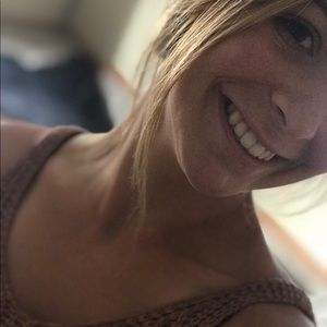 Meet your Posher, Katelyn